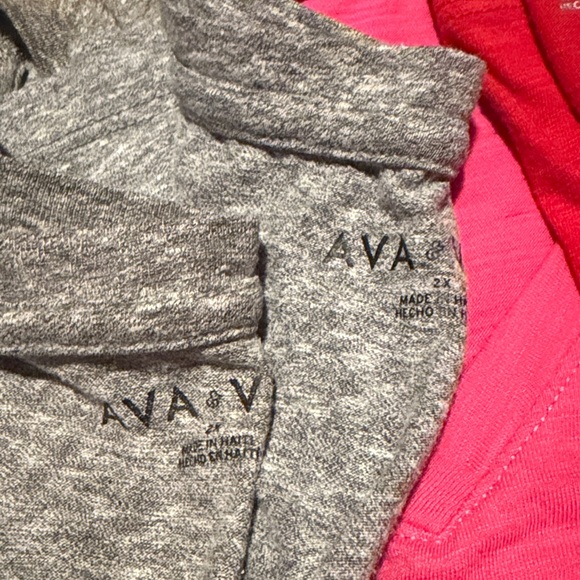 Lot of 7 Ava & Viv short sleeve v-neck Ts (2X) - EUC! - Picture 2 of 7